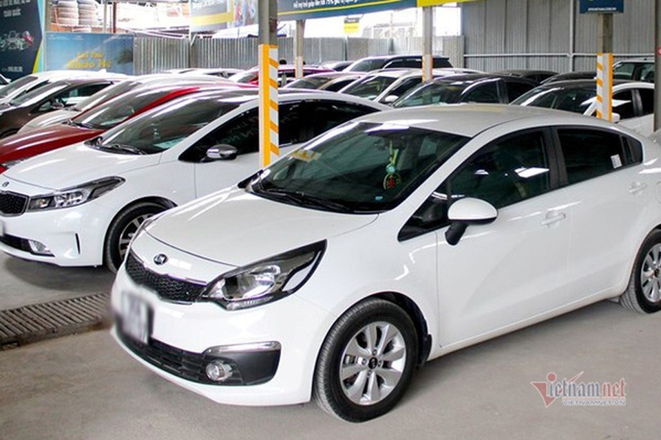 Xe sang cũ ế ẩm, xe bình dân đắt khách trở lại - 2