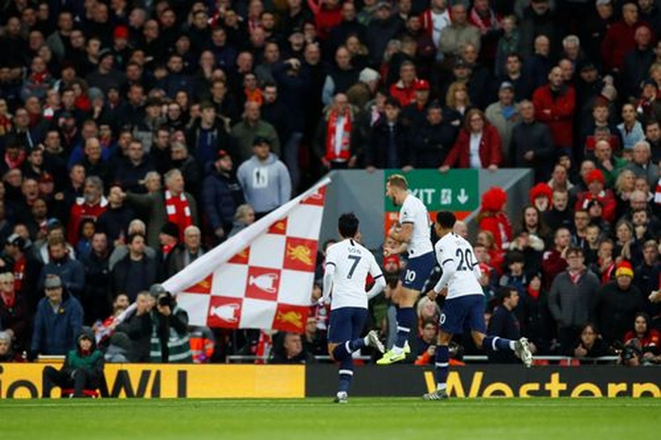 Liverpool 2-1 Tottenham: Màn lội ngược dòng thành công - 13 Liverpool 2-1 Tottenham: Màn lội ngược dòng thành công - 13