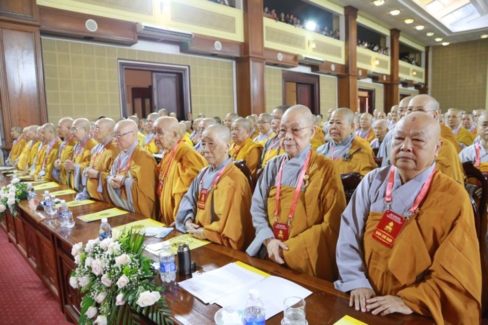 Học viện Phật giáo Việt Nam trao tặng Quỹ Khuyến học Việt Nam 100 triệu đồng - 9 Học viện Phật giáo Việt Nam trao tặng Quỹ Khuyến học Việt Nam 100 triệu đồng - 9