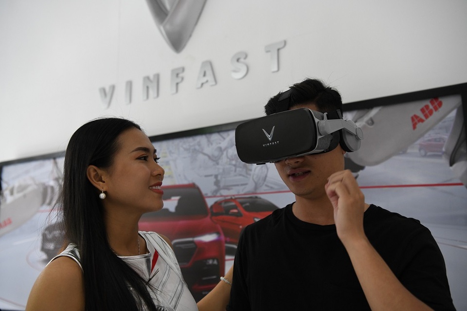 Giải mã ‘hiện tượng’ VinFast tại Vietnam Motor Show 2019 - 4 Giải mã ‘hiện tượng’ VinFast tại Vietnam Motor Show 2019 - 4