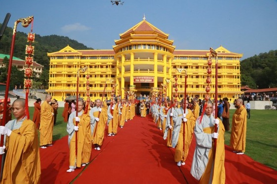Học viện Phật giáo Việt Nam trao tặng Quỹ Khuyến học Việt Nam 100 triệu đồng - 5 Học viện Phật giáo Việt Nam trao tặng Quỹ Khuyến học Việt Nam 100 triệu đồng - 5