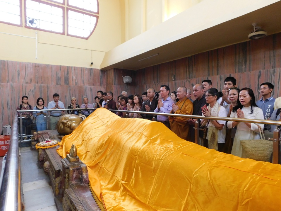 Theo dấu chân “Cuộc đời Đức Phật” - 5 Theo dấu chân “Cuộc đời Đức Phật” - 5