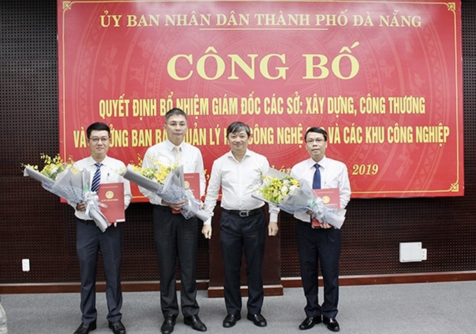 Đà Nẵng bổ nhiệm mới nhiều lãnh đạo sở, ban, ngành - 1 Đà Nẵng bổ nhiệm mới nhiều lãnh đạo sở, ban, ngành - 1