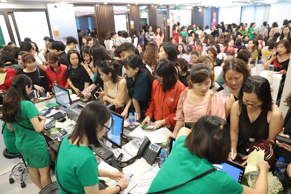 Hơn 5.000 nghìn khách hàng tham dự khai trương Thu Cúc Mega Beauty Center Cầu Giấy - 6 Hơn 5.000 nghìn khách hàng tham dự khai trương Thu Cúc Mega Beauty Center Cầu Giấy - 6