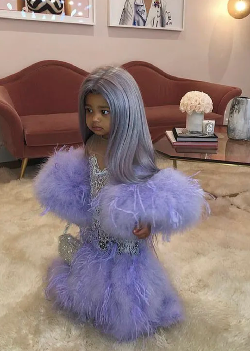 Con gái Kylie Jenner làm bản sao nhí đáng yêu của mẹ - 3 Con gái Kylie Jenner làm bản sao nhí đáng yêu của mẹ - 3