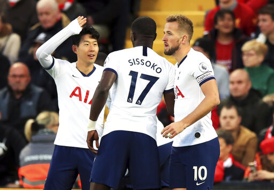 Nhìn lại màn lội ngược dòng ngoạn mục của Liverpool trước Tottenham - 6 Nhìn lại màn lội ngược dòng ngoạn mục của Liverpool trước Tottenham - 6