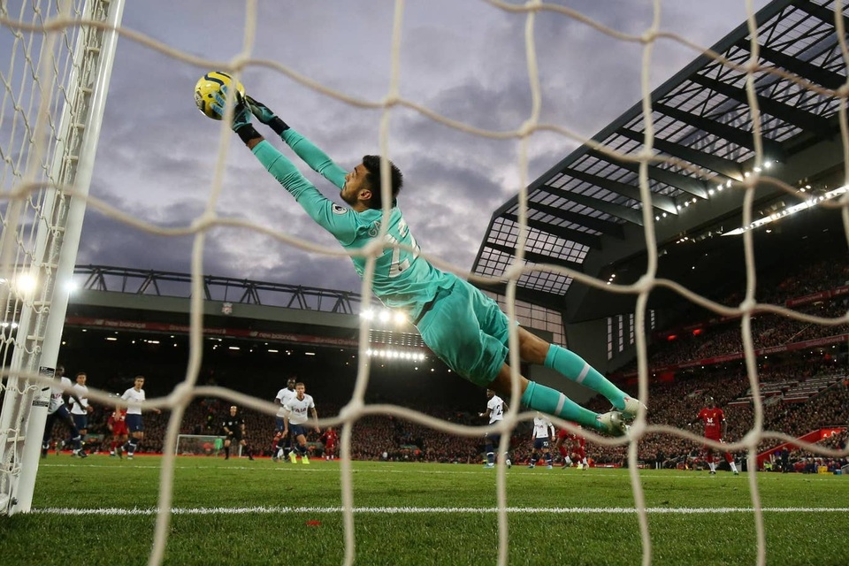 Nhìn lại màn lội ngược dòng ngoạn mục của Liverpool trước Tottenham - 8 Nhìn lại màn lội ngược dòng ngoạn mục của Liverpool trước Tottenham - 8