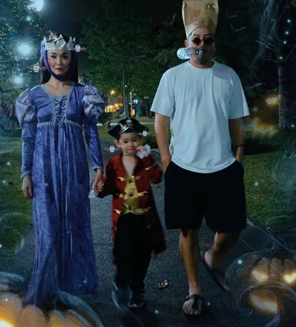 Vợ chồng Phạm Văn Phương - Lý Minh Thuận hoá trang ấn tượng đi chơi Halloween - 1 Vợ chồng Phạm Văn Phương - Lý Minh Thuận hoá trang ấn tượng đi chơi Halloween - 1