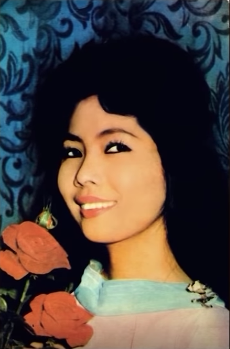 Danh ca Phương Dung khiến khán giả sững sờ trước vẻ đẹp ở tuổi U80 - 4