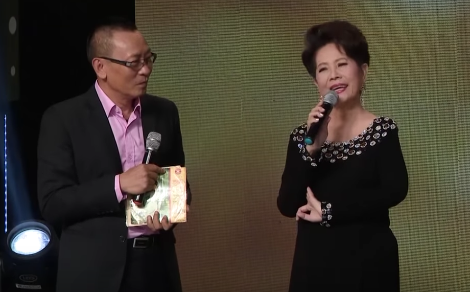 Danh ca Phương Dung khiến khán giả sững sờ trước vẻ đẹp ở tuổi U80 - 10