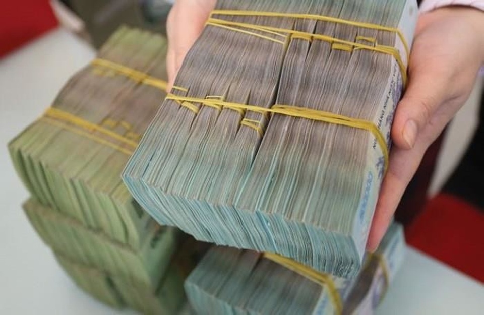 TPHCM: Tín dụng vào bất động sản vẫn tăng nhưng thu ngân sách “tụt dốc” - 1 TPHCM: Tín dụng vào bất động sản vẫn tăng nhưng thu ngân sách “tụt dốc” - 1
