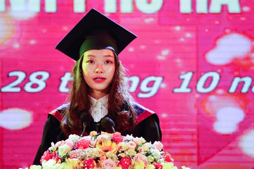 Hà Nội: Vinh danh 86 thủ khoa tốt nghiệp xuất sắc năm 2019 - 3 Hà Nội: Vinh danh 86 thủ khoa tốt nghiệp xuất sắc năm 2019 - 3