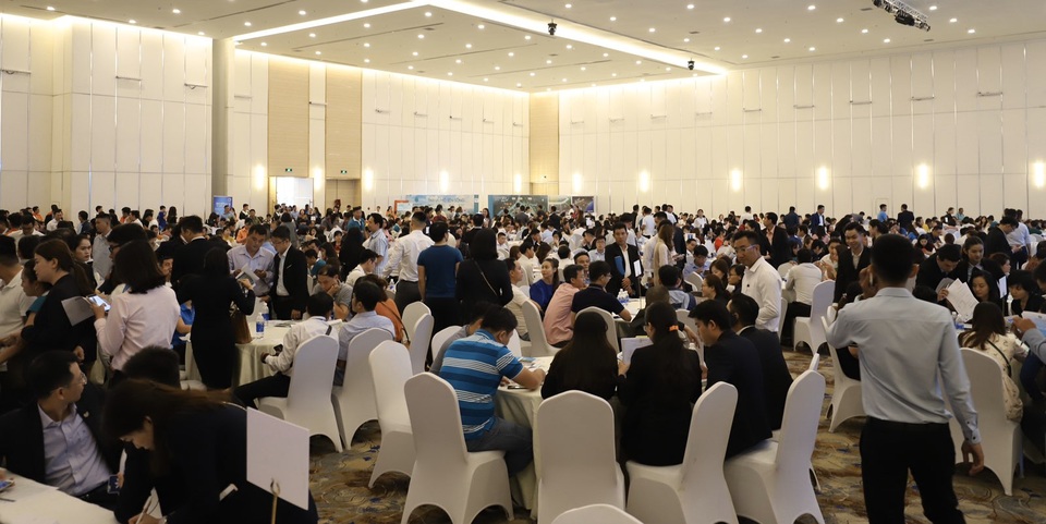 Waterpoint “cháy hàng” trong đợt ra mắt đầu tiên - 2