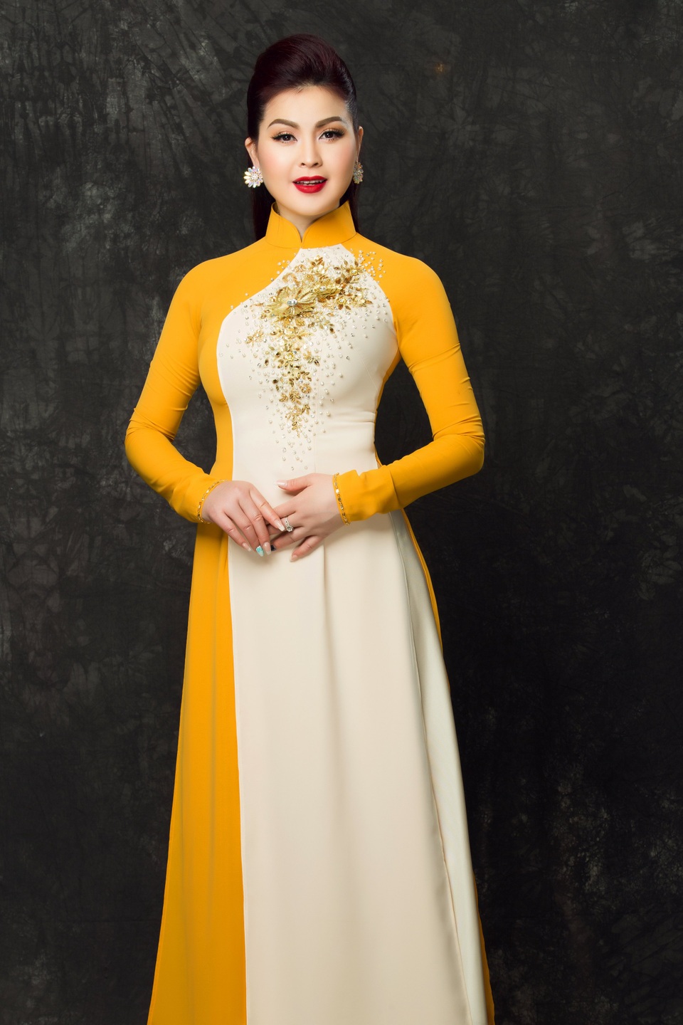 Yến Vy: Tuổi 40 đôi lúc cô đơn trên đất Mỹ nhưng mạnh mẽ vượt qua - 2 Yến Vy: Tuổi 40 đôi lúc cô đơn trên đất Mỹ nhưng mạnh mẽ vượt qua - 2