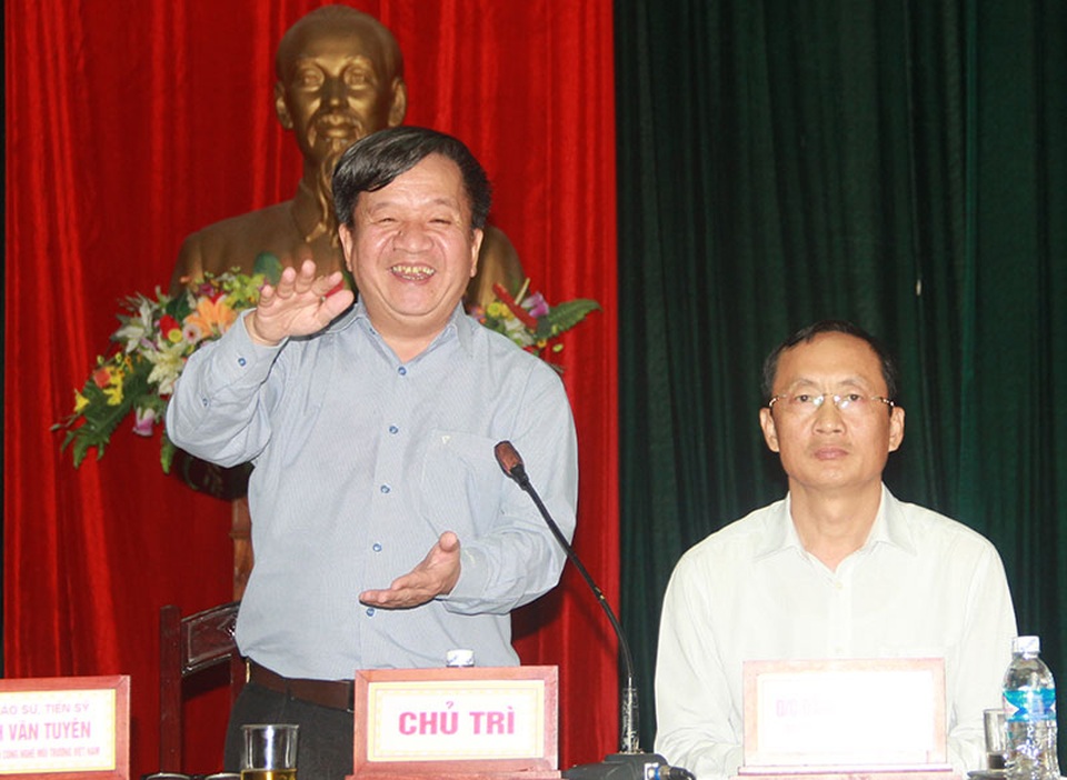 Phố núi sắp được “giải thoát” sau 2 năm ngập ngụa rác thải - 4 Phố núi sắp được “giải thoát” sau 2 năm ngập ngụa rác thải - 4