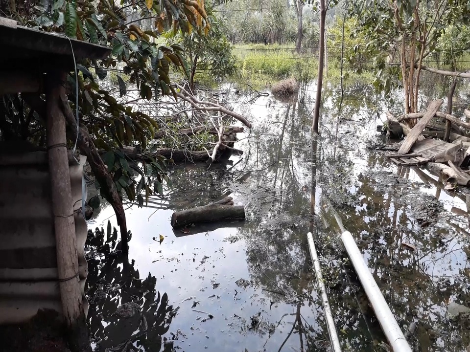Quảng Trị: Người dân “tố” đơn vị thi công đường cao tốc gây ngập úng! - 3 Quảng Trị: Người dân “tố” đơn vị thi công đường cao tốc gây ngập úng! - 3