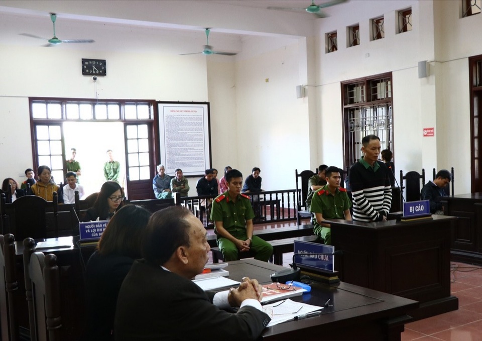 Lĩnh 9 năm tù vì đầu độc vào nước sinh hoạt - 2