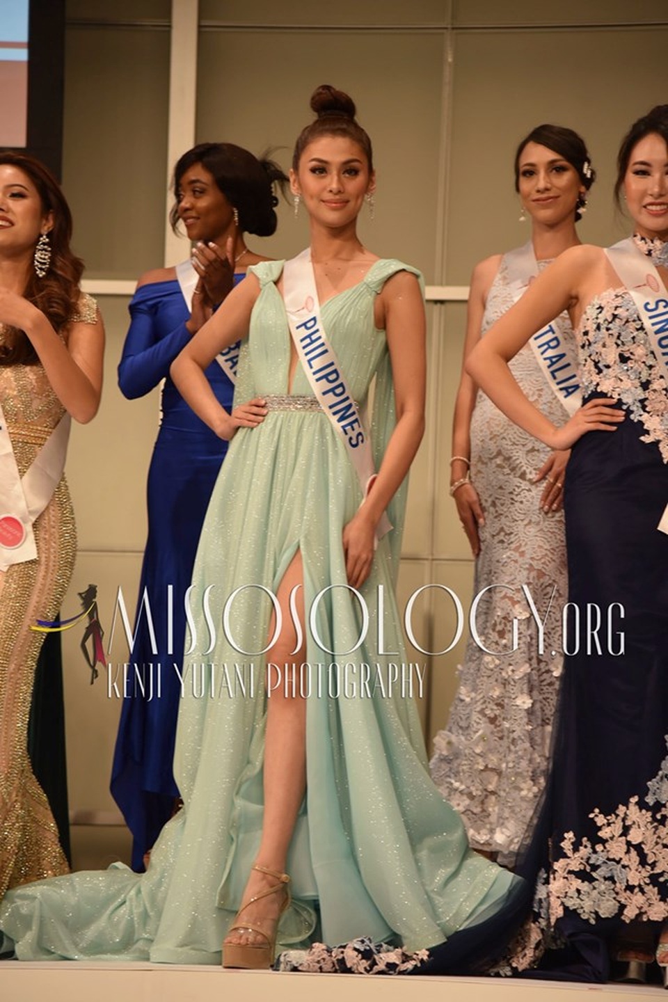 Tường San và mỹ nhân Hoa hậu Quốc tế 2019 khoe sắc tại Nhật Bản - 17 Tường San và mỹ nhân Hoa hậu Quốc tế 2019 khoe sắc tại Nhật Bản - 17