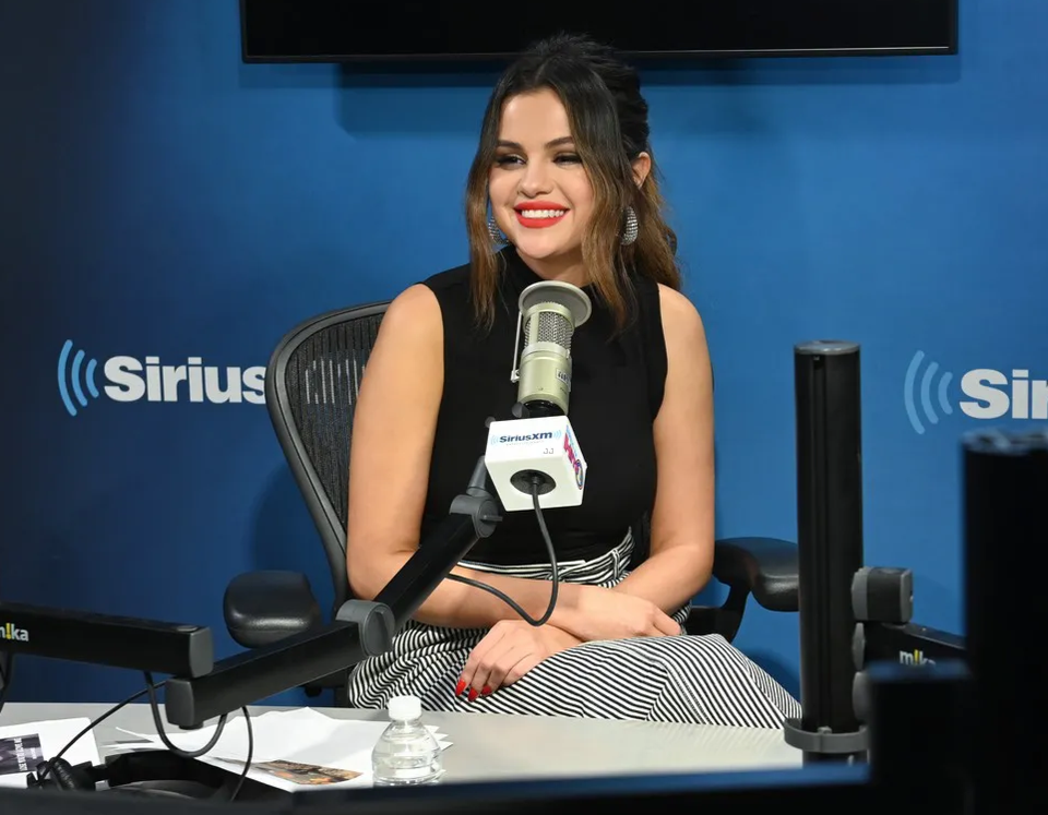 Selena Gomez thừa nhận lấy “người cũ” làm chất liệu viết nhạc - 4