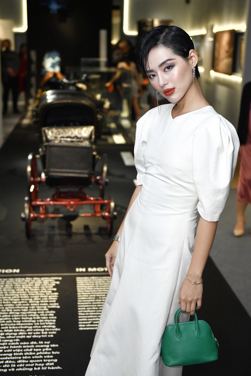 Triển lãm độc đáo tại Văn Miếu Quốc Tử Giám thu hút người xem - 9 Triển lãm độc đáo tại Văn Miếu Quốc Tử Giám thu hút người xem - 9