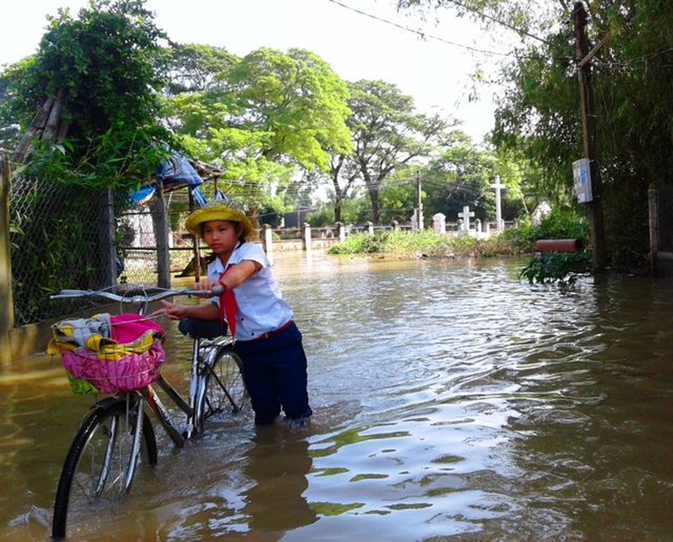 Bình Định: Học sinh toàn tỉnh nghỉ học để tránh bão số 5 - 1 Bình Định: Học sinh toàn tỉnh nghỉ học để tránh bão số 5 - 1