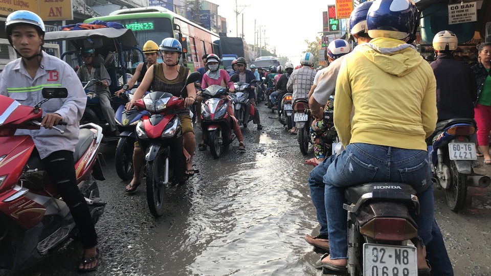 Chuẩn bị hoá giải con đường đau khổ Nữ Dân Công sau loạt bài phản ánh của Dân trí - 12 Chuẩn bị hoá giải con đường đau khổ Nữ Dân Công sau loạt bài phản ánh của Dân trí - 12
