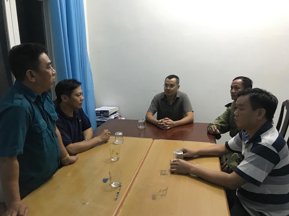 Miền Trung mưa lớn xối xả, mất điện diện rộng nhiều nơi - 7 Miền Trung mưa lớn xối xả, mất điện diện rộng nhiều nơi - 7