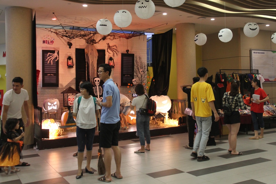 Không khí Halloween đổ bộ Đà Nẵng - 4
