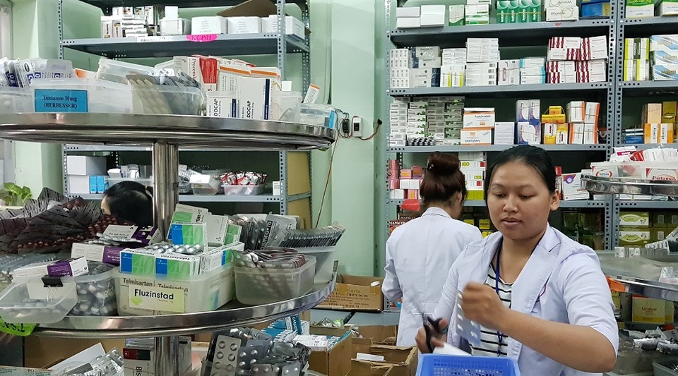 Lần đầu tiên Việt Nam có tài liệu quốc gia về thực hành dược lâm sàng - 1 Lần đầu tiên Việt Nam có tài liệu quốc gia về thực hành dược lâm sàng - 1