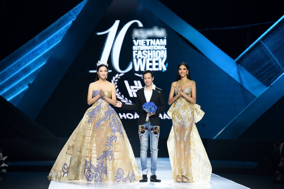 Hoàng Thuỳ mở màn đẳng cấp, Hoa hậu Lương Thuỳ Linh làm vedette tại Tuần lễ Thời trang - 3