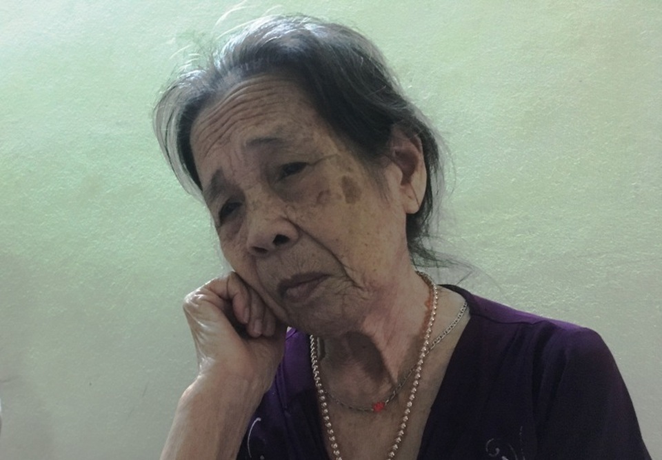 3 chị em mồ côi nghẹn ngào: Chúng cháu mất bố mẹ thật rồi! - 2 3 chị em mồ côi nghẹn ngào: Chúng cháu mất bố mẹ thật rồi! - 2