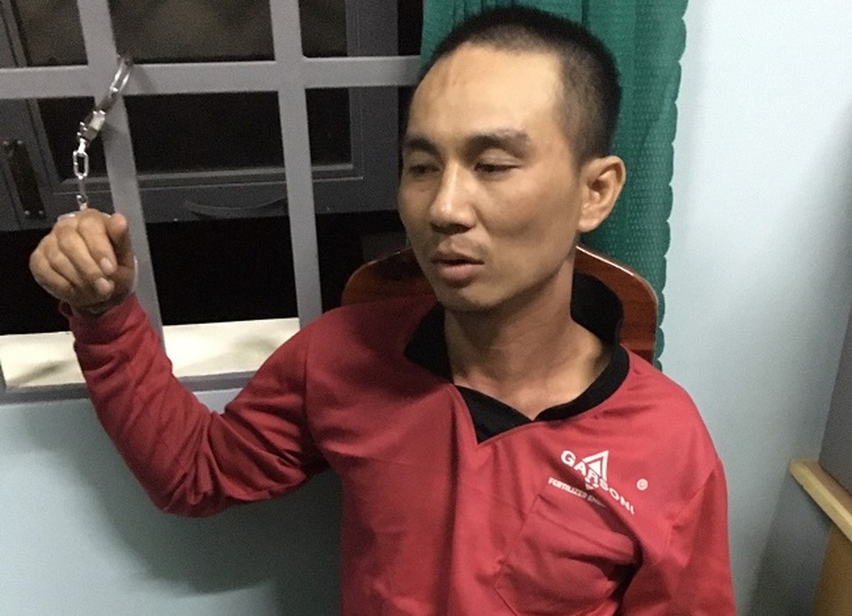 Nửa đêm vây bắt phạm nhân giết người trốn khỏi trại giam - 1 Nửa đêm vây bắt phạm nhân giết người trốn khỏi trại giam - 1