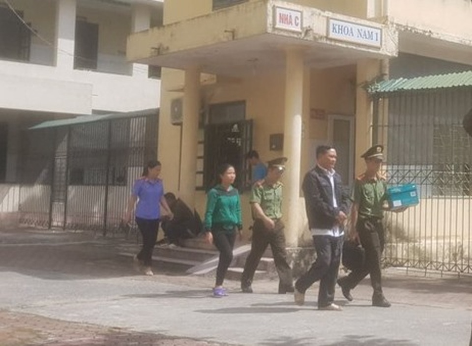 5 bác sĩ, điều dưỡng ăn chặn thuốc bệnh viện tâm thần tỉnh Thanh Hóa - 1 5 bác sĩ, điều dưỡng ăn chặn thuốc bệnh viện tâm thần tỉnh Thanh Hóa - 1