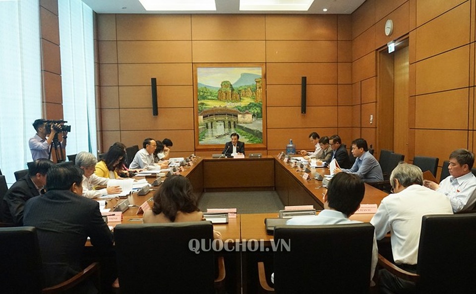Chống tham nhũng mà chưa khắc phục tình trạng bổ nhiệm người thân! - 2 Chống tham nhũng mà chưa khắc phục tình trạng bổ nhiệm người thân! - 2
