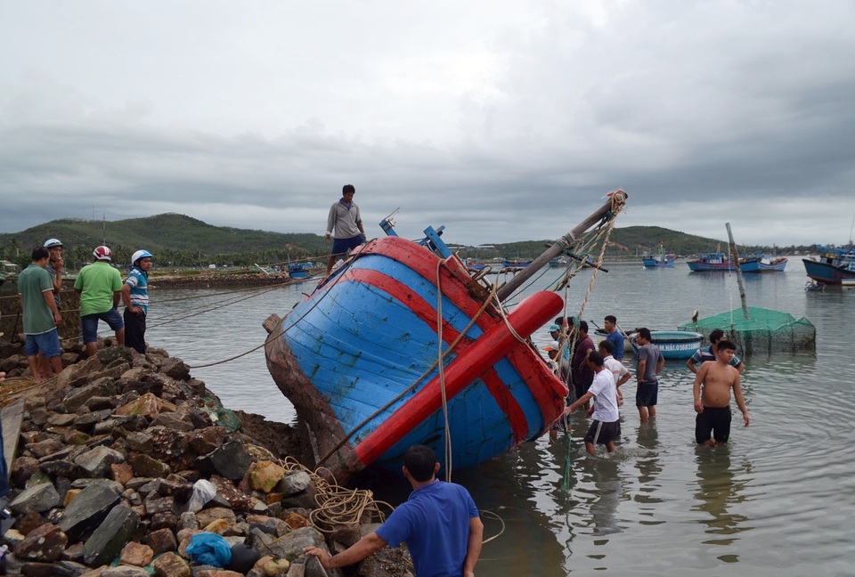 “Không ngờ chỉ sau một đêm nhà cửa đã tan tành!” - 13 “Không ngờ chỉ sau một đêm nhà cửa đã tan tành!” - 13