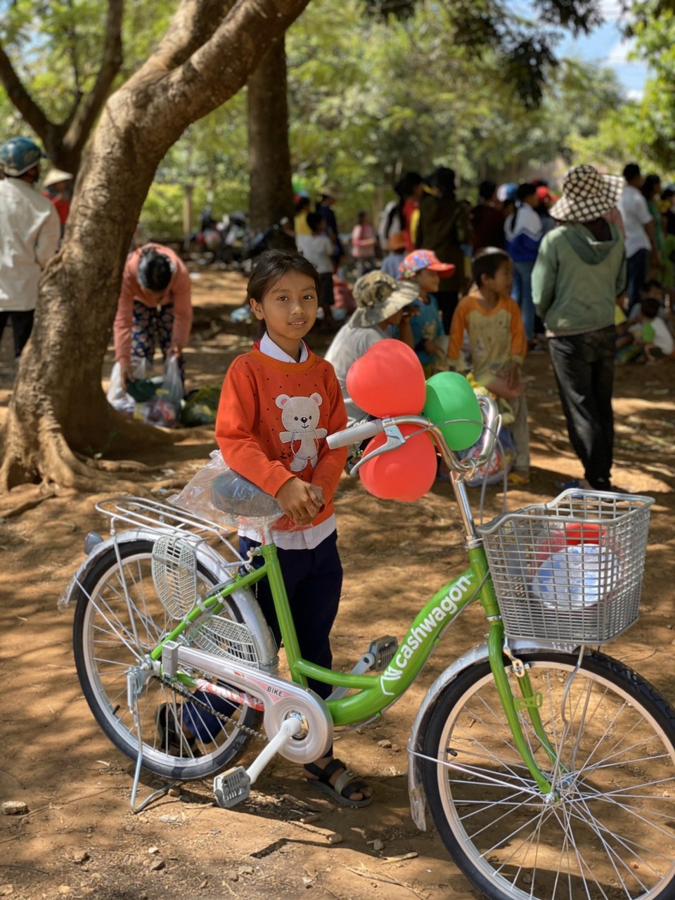 Cashwagon trao tặng 45 xe đạp – “Vì tương lai trẻ thơ” - 2 Cashwagon trao tặng 45 xe đạp – “Vì tương lai trẻ thơ” - 2
