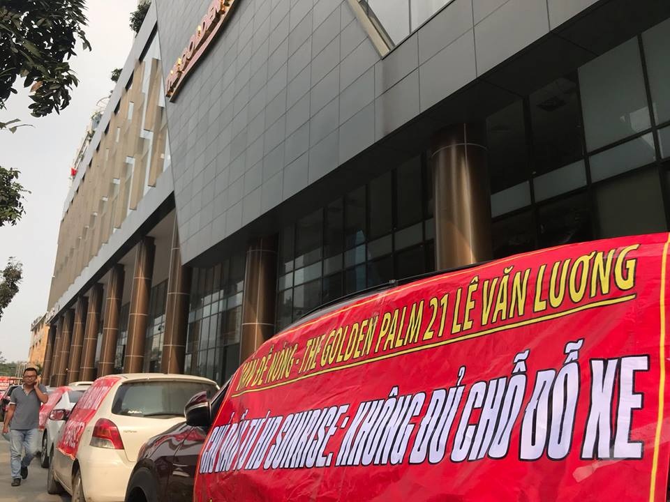 “Cuộc chiến” đỗ xe ô tô trong chung cư: Quy định không còn phù hợp? - 1 “Cuộc chiến” đỗ xe ô tô trong chung cư: Quy định không còn phù hợp? - 1
