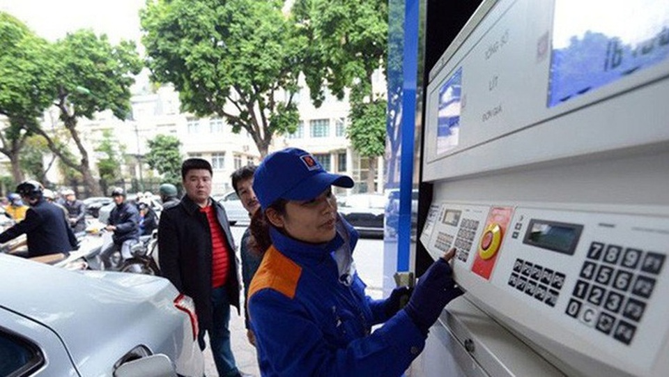 Giá xăng dầu lại đồng loạt giảm kể từ chiều nay - 1 Giá xăng dầu lại đồng loạt giảm kể từ chiều nay - 1