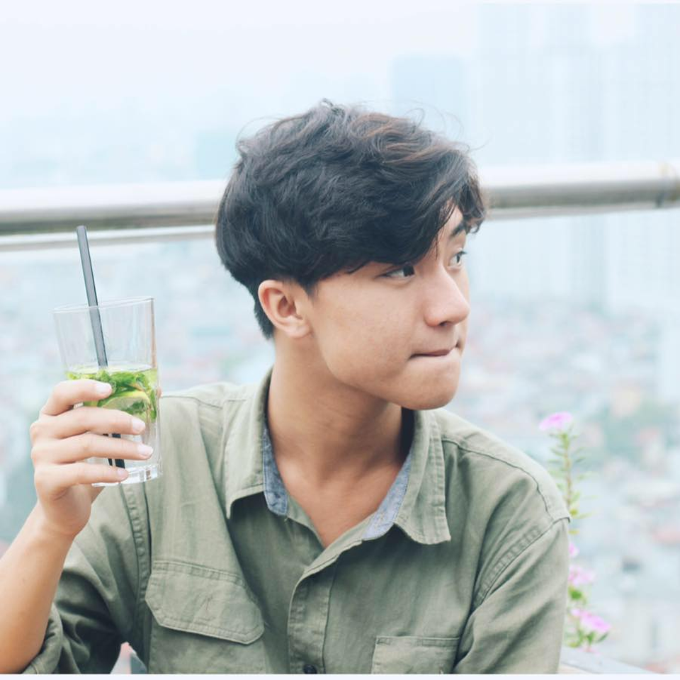 Góc nghiêng “cực phẩm” của nam sinh ĐH Công nghệ gây thương nhớ dân mạng - 4 Góc nghiêng “cực phẩm” của nam sinh ĐH Công nghệ gây thương nhớ dân mạng - 4
