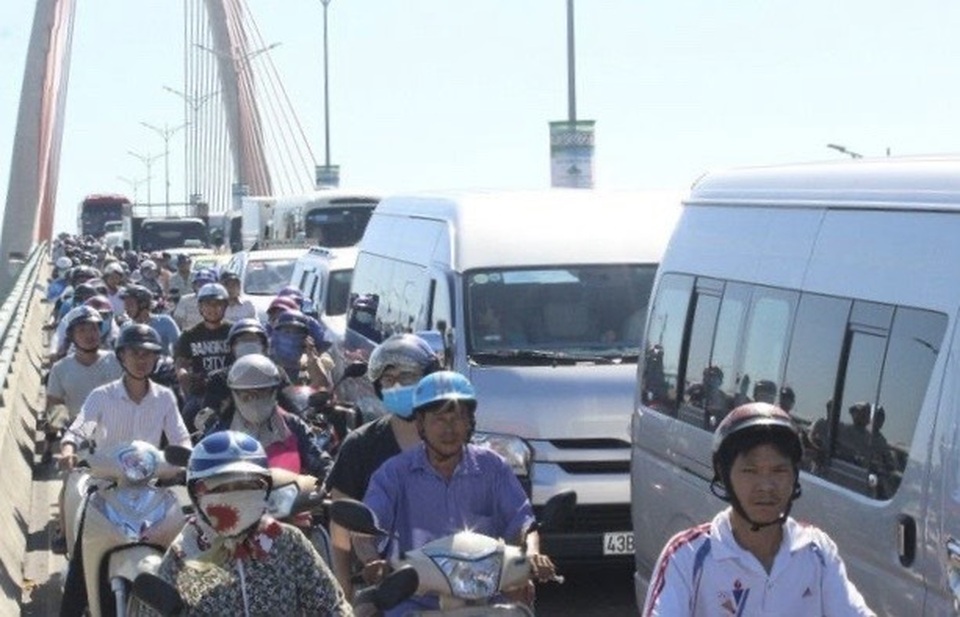 Đà Nẵng tính thu phí phương tiện vào nội đô: Nhiều ý kiến phản đối - 1 Đà Nẵng tính thu phí phương tiện vào nội đô: Nhiều ý kiến phản đối - 1