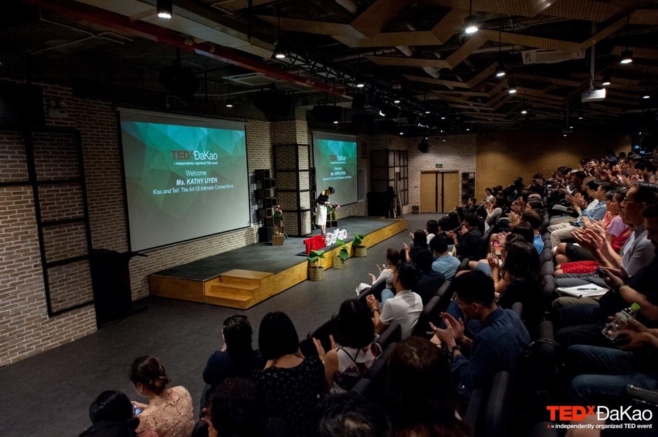 Hoàng Ngọc Anh – Sáng lập viên TEDxĐaKao: “Ước mơ xây dựng cộng đồng người trẻ Việt tạo nên giá trị” - 2 Hoàng Ngọc Anh – Sáng lập viên TEDxĐaKao: “Ước mơ xây dựng cộng đồng người trẻ Việt tạo nên giá trị” - 2