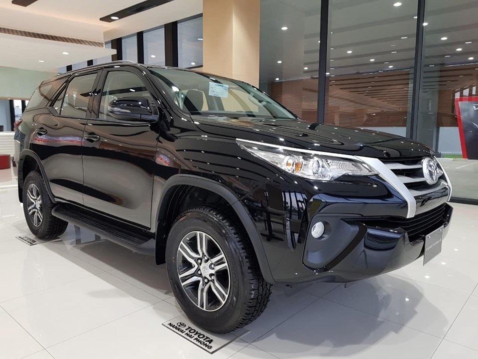 Xả hàng cuối năm, ô tô giảm giá 200-300 triệu đồng - 7 Xả hàng cuối năm, ô tô giảm giá 200-300 triệu đồng - 7