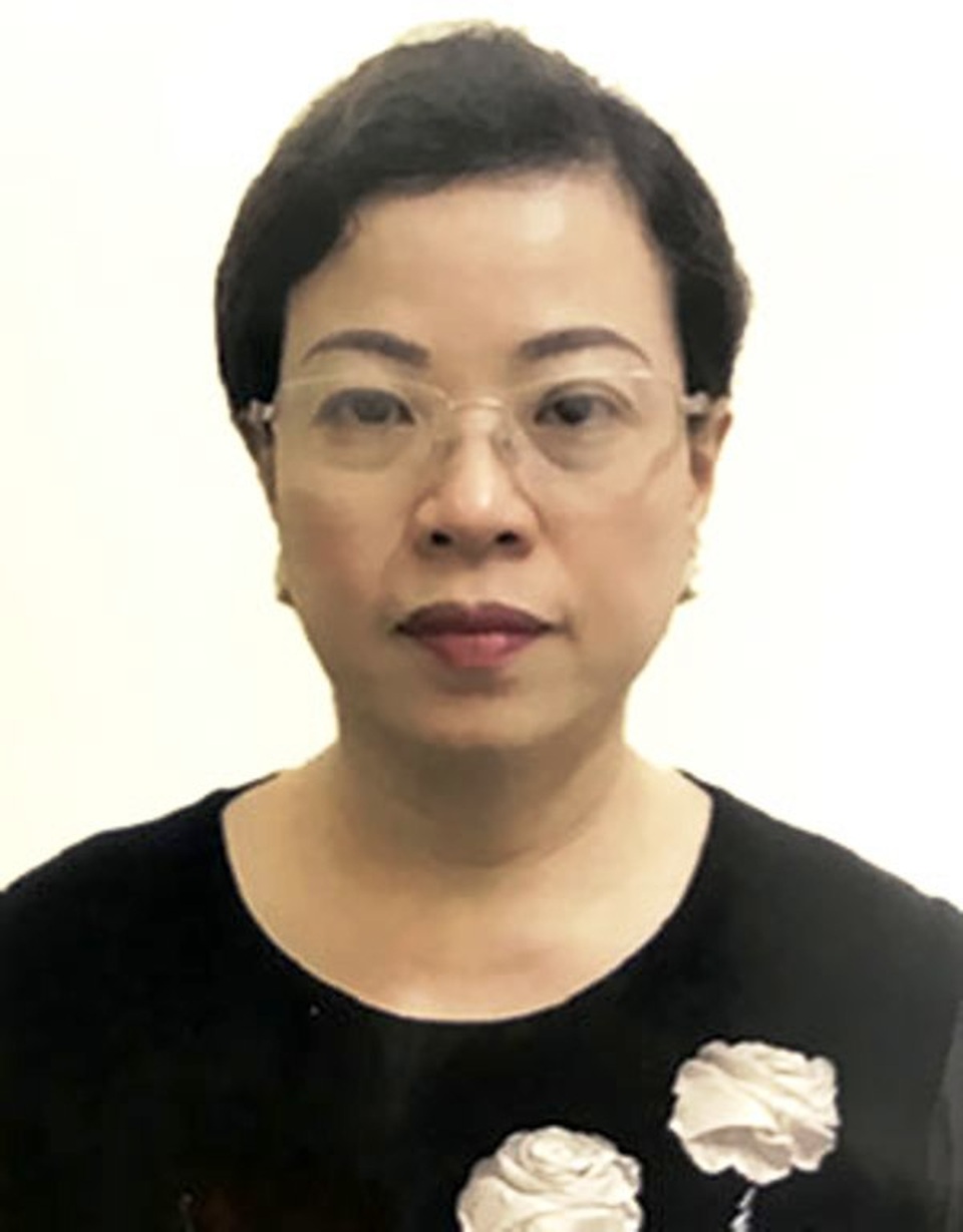 Vợ nâng điểm cho nhiều thí sinh, Phó trưởng BQL các KCN bị đề nghị kỷ luật - 1 Vợ nâng điểm cho nhiều thí sinh, Phó trưởng BQL các KCN bị đề nghị kỷ luật - 1
