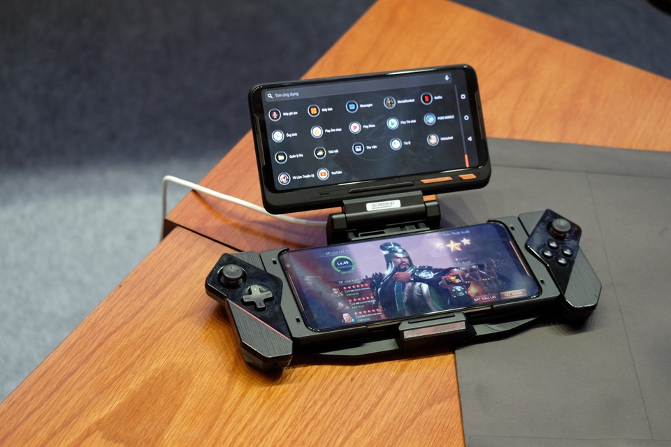 Laptop 2 màn hình, gaming phone, và loạt đồ chơi công nghệ tại Asus Expo 2019 - 10 Laptop 2 màn hình, gaming phone, và loạt đồ chơi công nghệ tại Asus Expo 2019 - 10