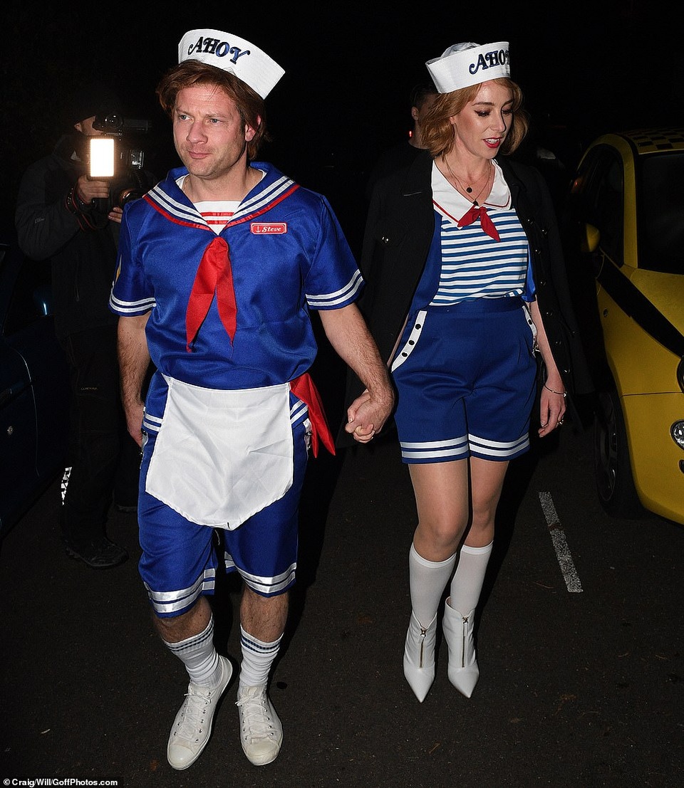 Đêm Halloween, sao hóa trang thế nào? - 9