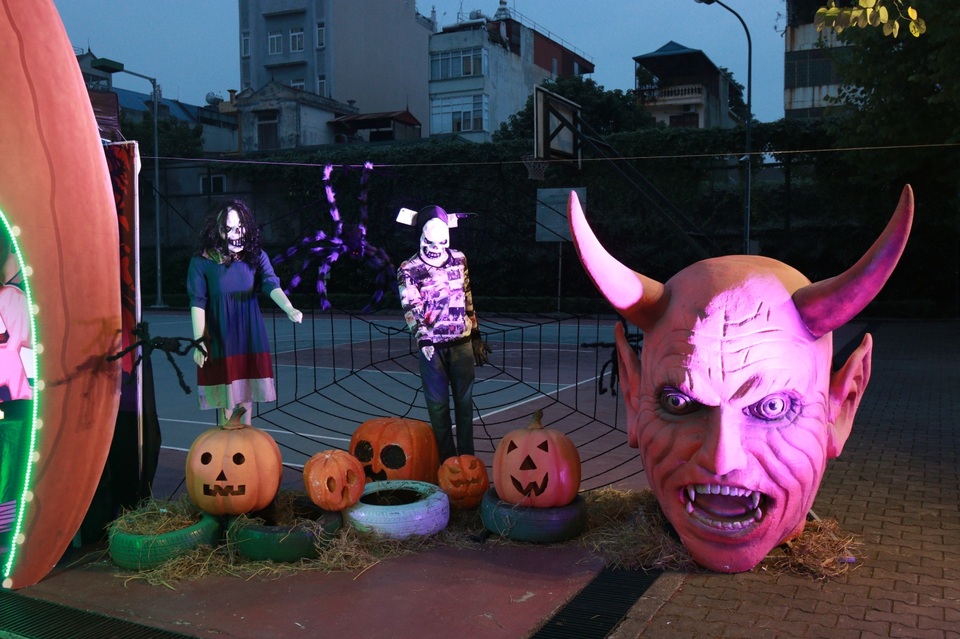 Lạc bước vào Halloween ma mị cùng Ciputra Hanoi - 1 Lạc bước vào Halloween ma mị cùng Ciputra Hanoi - 1