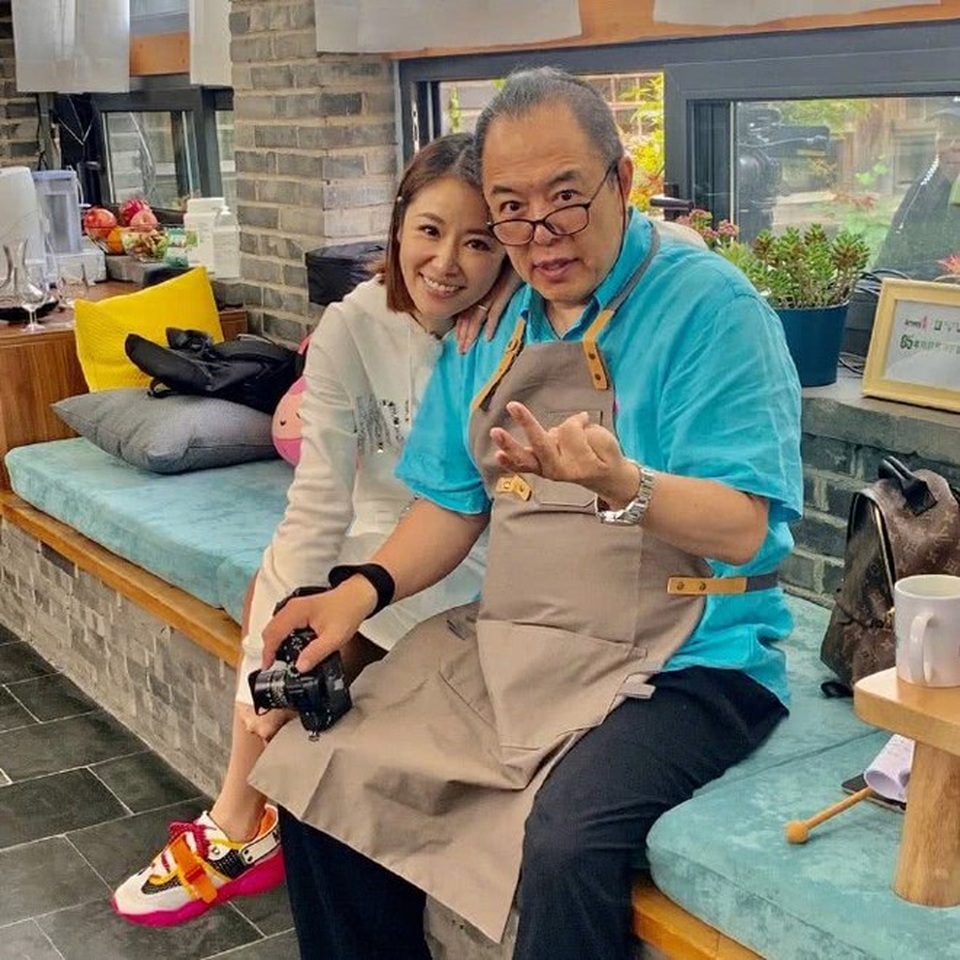 “Hạ Tử Vy” Lâm Tâm Như tái ngộ “Hoàng A Mã” Trương Thiết Lâm - 1 “Hạ Tử Vy” Lâm Tâm Như tái ngộ “Hoàng A Mã” Trương Thiết Lâm - 1