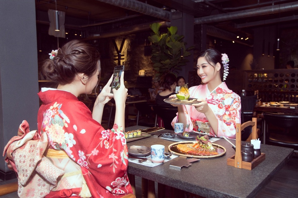 Tiết lộ những bí mật ít ai biết về Tường San và Thùy Linh - 4 Tiết lộ những bí mật ít ai biết về Tường San và Thùy Linh - 4