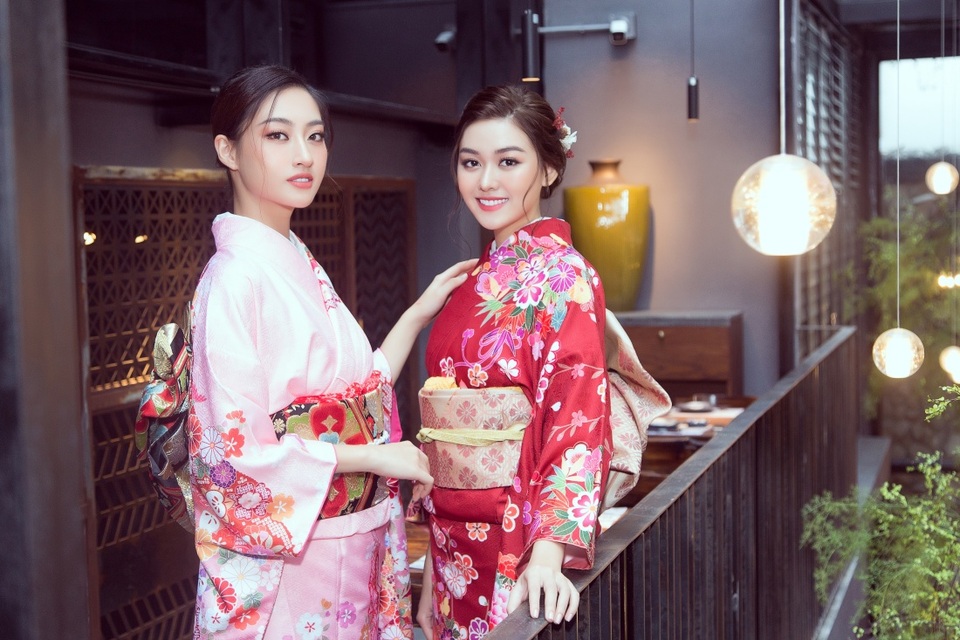 Tiết lộ những bí mật ít ai biết về Tường San và Thùy Linh - 2 Tiết lộ những bí mật ít ai biết về Tường San và Thùy Linh - 2