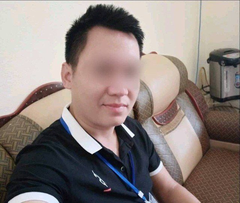 Thầy giáo lĩnh án tù vì “yêu” nữ sinh lớp 8 - 1 Thầy giáo lĩnh án tù vì “yêu” nữ sinh lớp 8 - 1